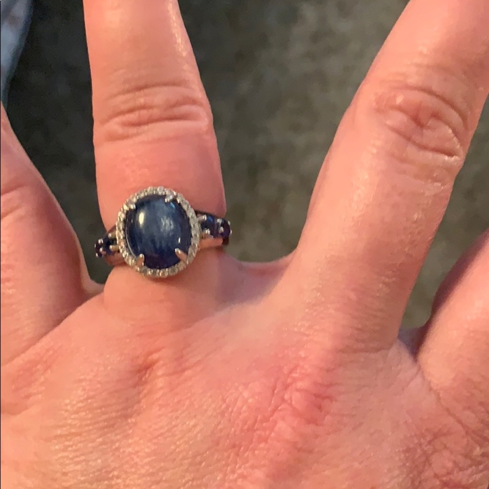 Ring